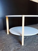 STK-NLEVEL2 Biały, okrągły stolik kawowy z półką, drewniane nogi - fi80