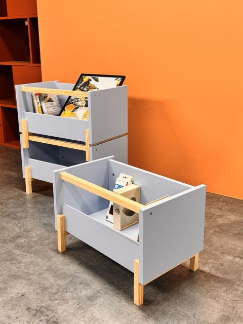 SIMPLBOX (6.0) - pomarańczowa, ceglana skrzynka z elementami z litego drewna do pionowego składowania