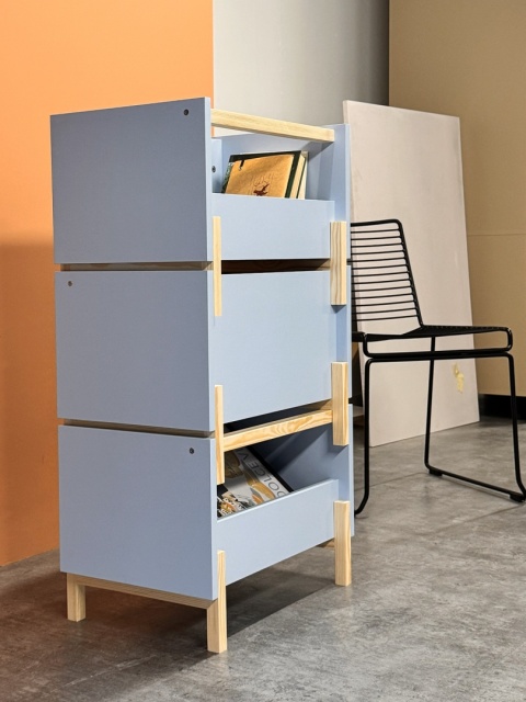 SIMPLBOX (6.0) - pomarańczowa, ceglana skrzynka z elementami z litego drewna do pionowego składowania