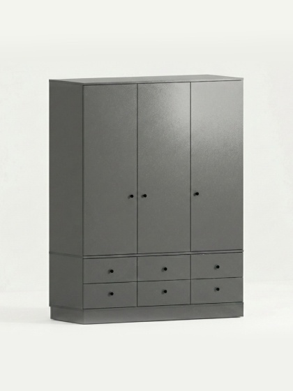 Trzydrzwiowa szafa na wymiar. Aż 6 szuflad! - SZ-MODEL (2.3)