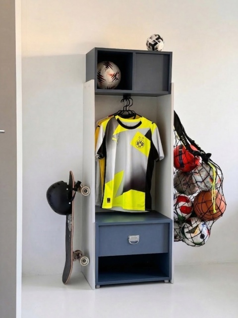 SZ-SPORT - domowa szafka sportowa w ulubionych barwach! "ZA KIM JESTEŚ!?" ⚽