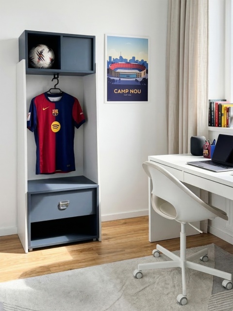 SZ-SPORT - Twoja domowa szafka sportowa w barwach POLSKI