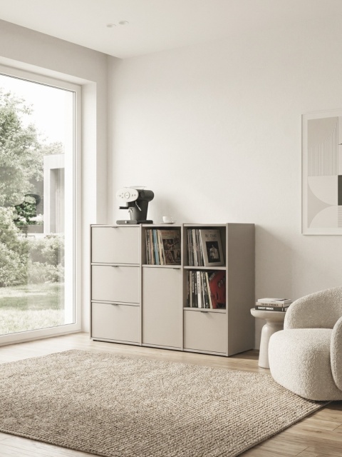 Minimalistyczna komoda VOEK (3.3) - szuflady, półki, szafka, mieszane. Wybierz wymiary, kolory, wyposażenie