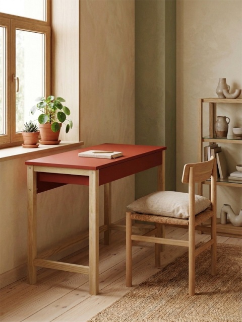 Czerwone biurko z szeroką, pojemną szufladą. 100x50cm. Gotowe do wysyłki.