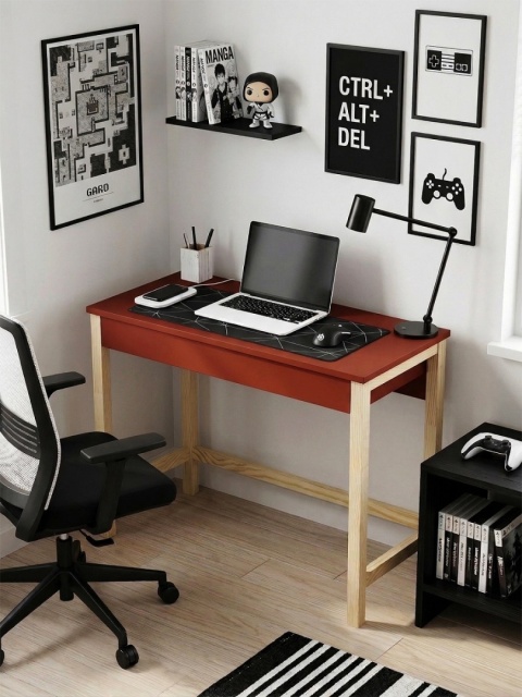 Czerwone biurko z szeroką, pojemną szufladą. 100x50cm. Gotowe do wysyłki.