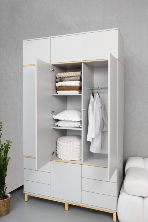 Trzydrzwiowa szafa na wymiar, z nadstawką, szafkami i szufladami - SZ-MODEL (3.3)